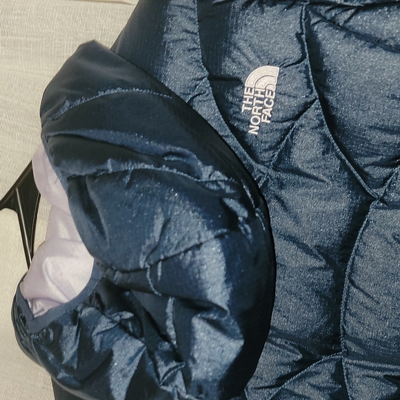 The North Face Luna 550 Girls Reversible - Picture 3 of 6